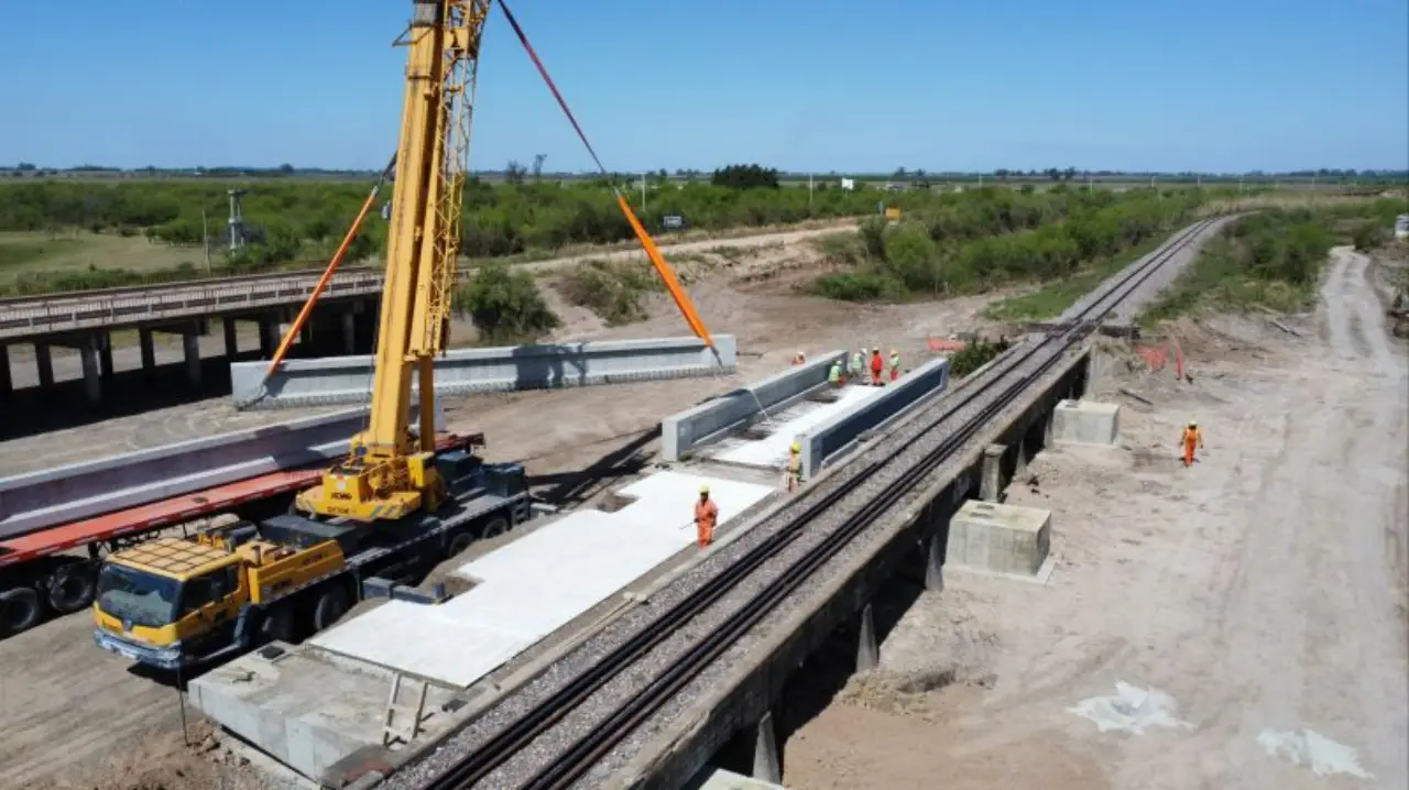 Autoridades de EU evalúan impacto ambiental de puente ferroviario entre Texas y Coahuila