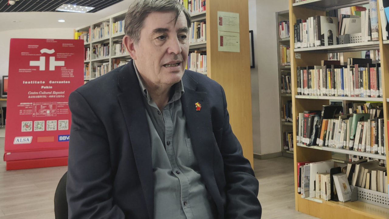 El español permanece unido porque ha respetado la diversidad: García Montero