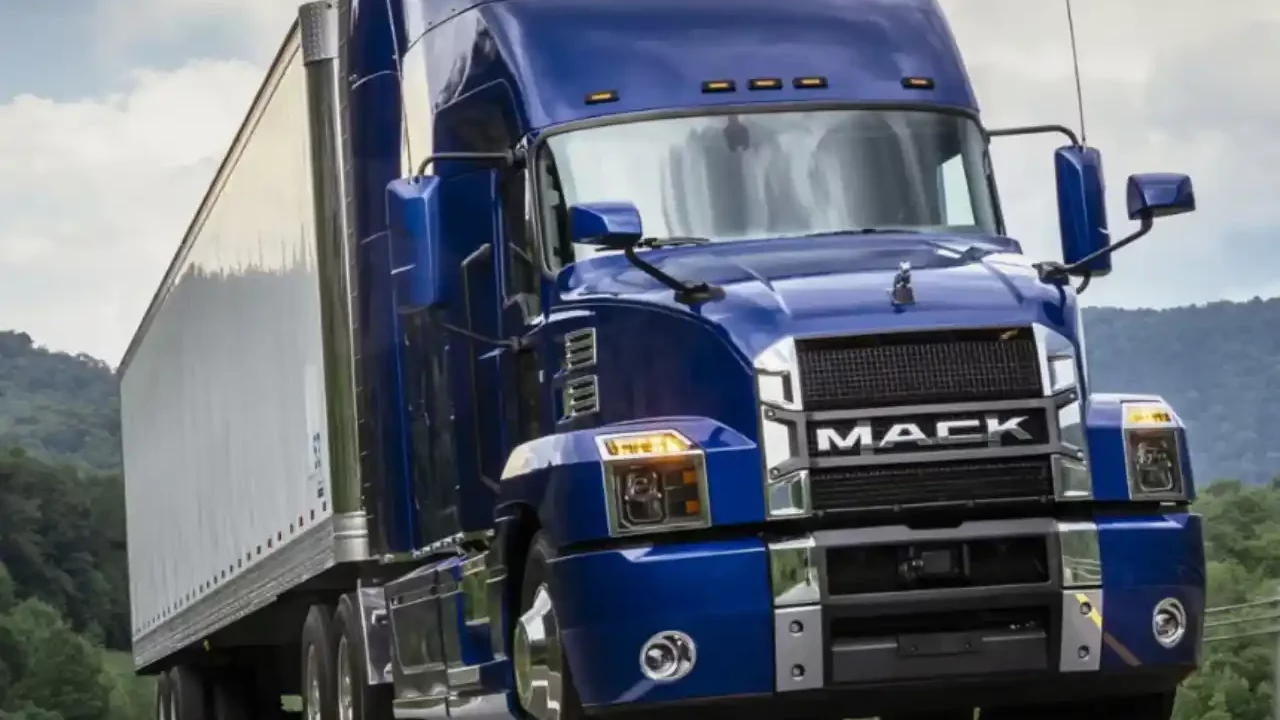 Gremio de EU investiga consecuencias legales de construir planta de Volvo en México