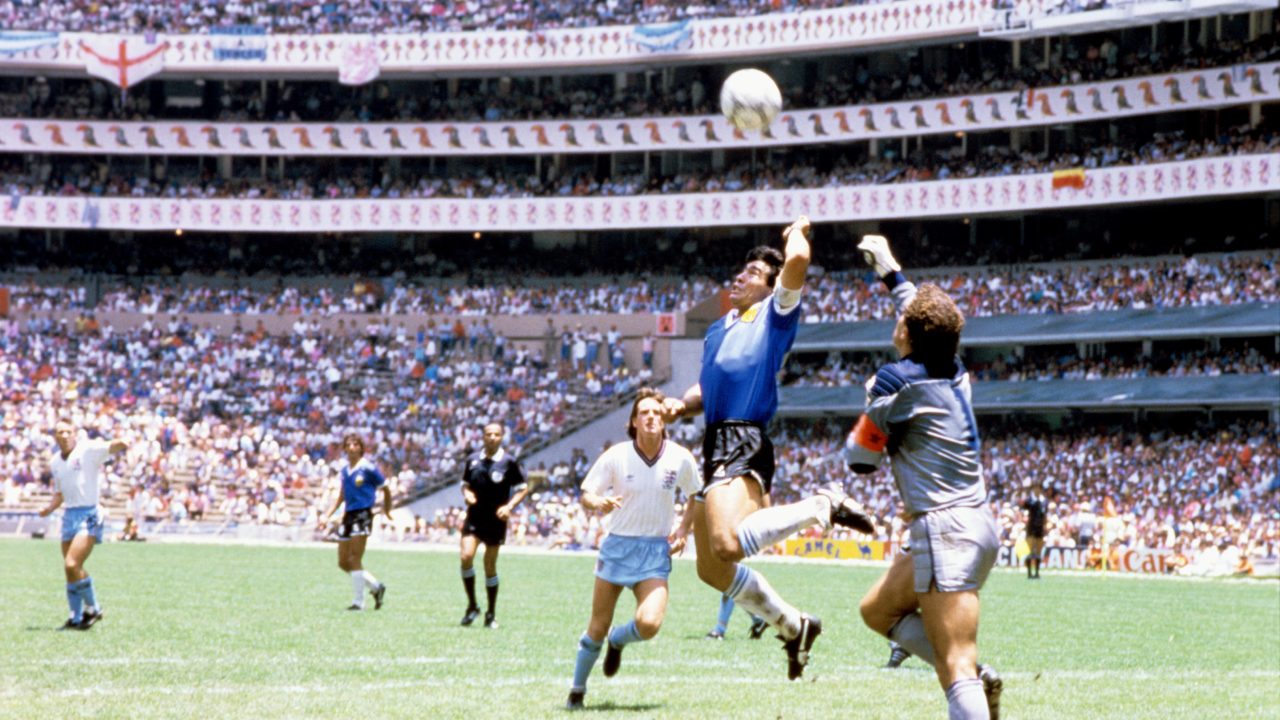 Balón de Oro de Maradona de 1986, desaparecido durante años, se subastará en París en junio