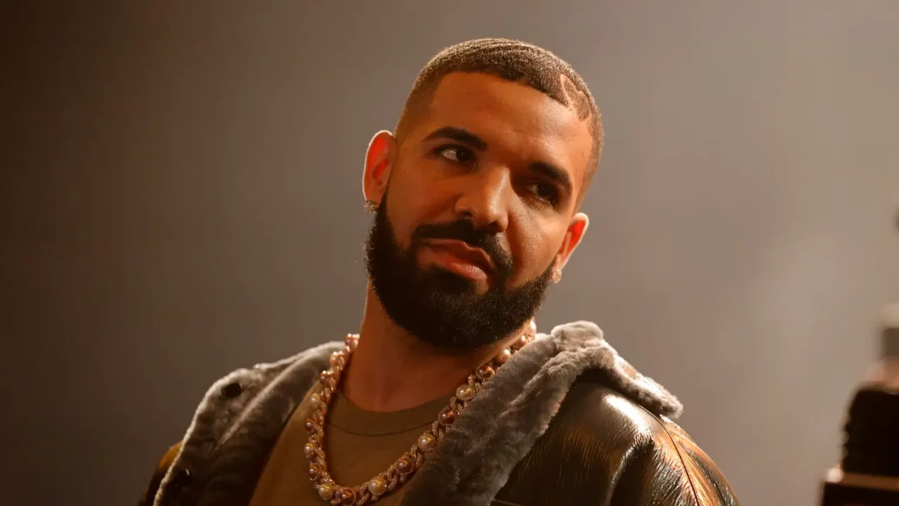 Un tiroteo frente a la casa de Drake en Toronto deja a un hombre gravemente herido