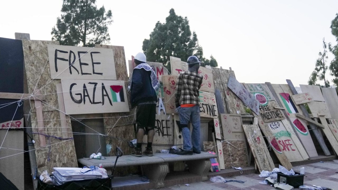 UCLA pagará 6 mdd a alumnos judíos por permitir protesta propalestina
