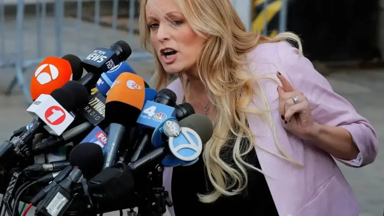 Stormy Daniels declara que odia a Trump y que quiere que vaya a la cárcel