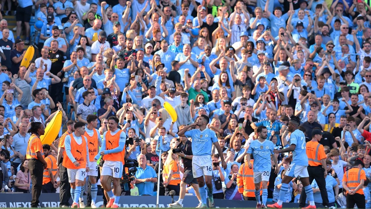 Árbitros de la Premier League tendrán que decir a qué equipo ‘le van’ tras incidente la temporada pasada