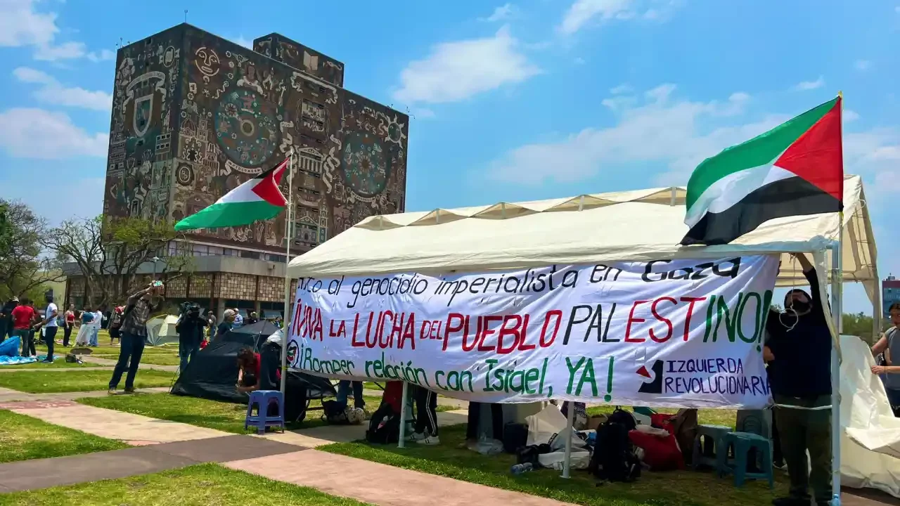 Instalan campamento en la UNAM en apoyo a Palestina