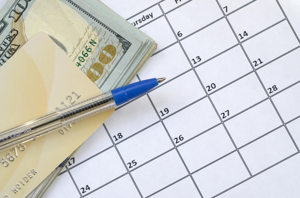 Checklist financiero de mitad de año: 5 cosas que deberías hacer con tu dinero