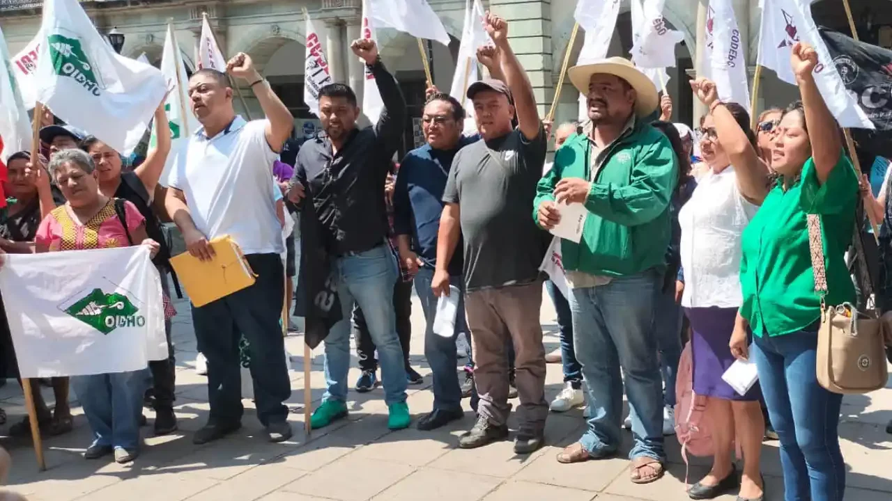 Maestros acuerdan paro nacional el 15 de mayo para exigir mejoras salariales