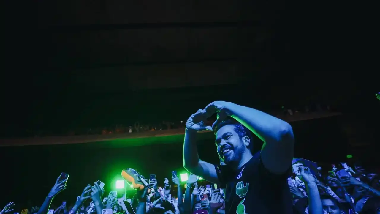 Máynez cierra campaña con festival musical en la CDMX
