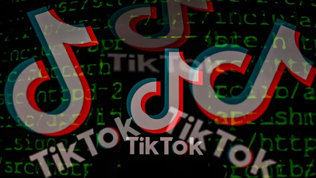 El código malicioso en los mensajes directos se está apoderando de las cuentas de TikTok, incluidas las de celebridades y marcas.NURPHOTO A TRAVÉS DE GETTY IMAGES