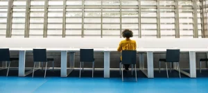 Un nuevo estudio publicado en la revista académica Nature utilizó un ensayo controlado aleatorio para analizar el impacto de los horarios de trabajo híbridos en la rotación, la satisfacción laboral y el desempeño. GETTY