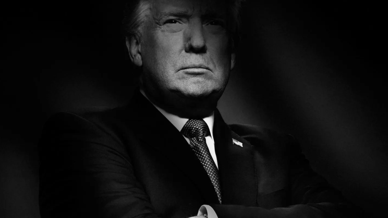 Trump transfiere casi 5 millones de dólares de dinero de campaña a su negocio privado