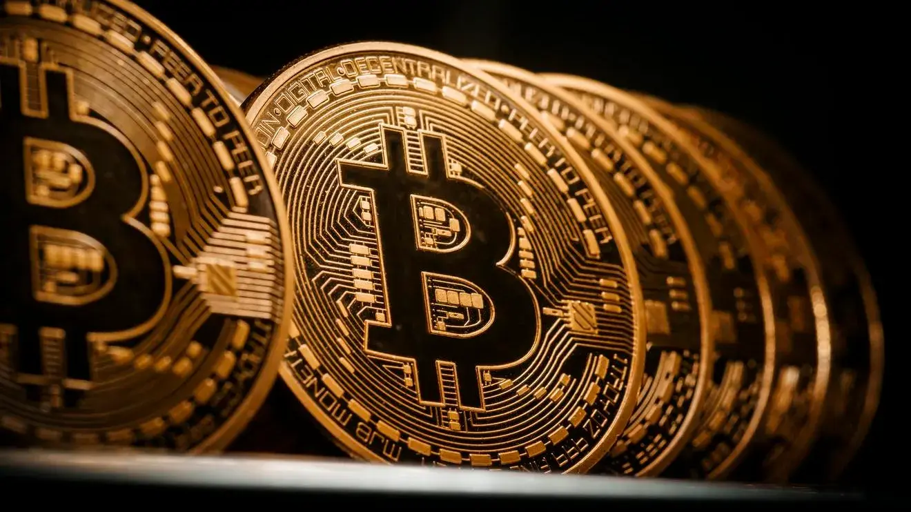 Bitcoin cae por debajo de los 60,000 dólares por primera vez desde principios de mayo