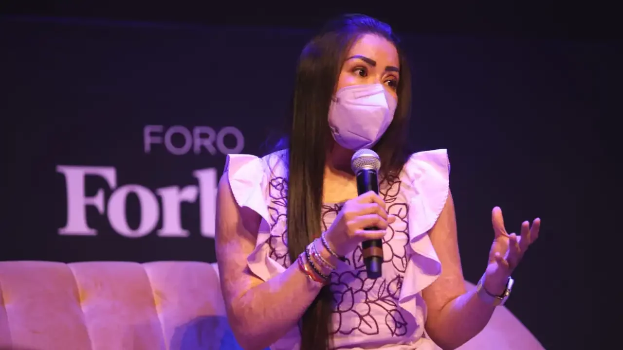 Mujeres Poderosas 2024: ‘No necesitas un título para ser una mujer poderosa’, afirma Malena Ríos