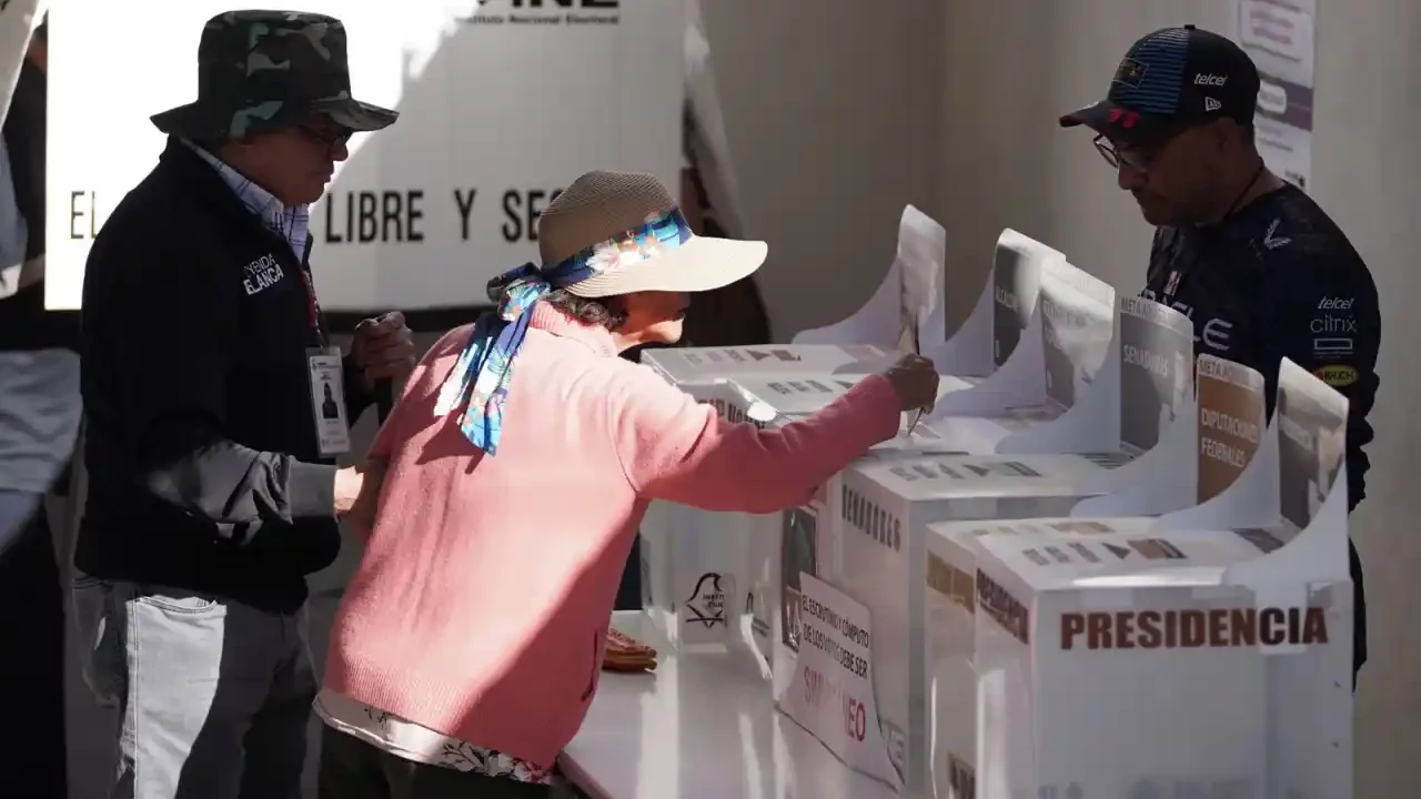Autoridades califican elecciones como una ‘fiesta cívica en paz’ pese a la violencia
