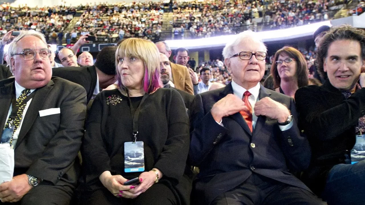 Conozca a los filántropos más poderosos de Estados Unidos: los hijos de Warren Buffett