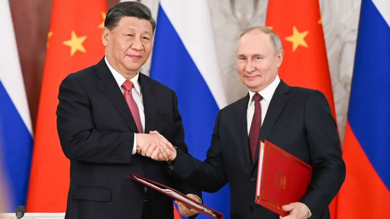 Putin afirma que la colaboración entre Rusia y China afianza la estabilidad mundial