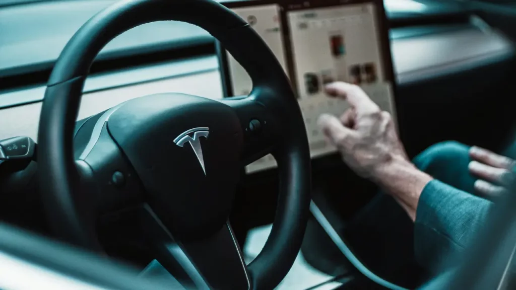 conducción autónoma-Tesla-seguridad