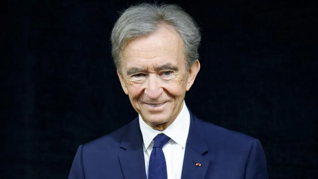 Bernard Arnault vuelve a ser el tercer hombre más rico del mundo, superando a Mark Zuckerberg