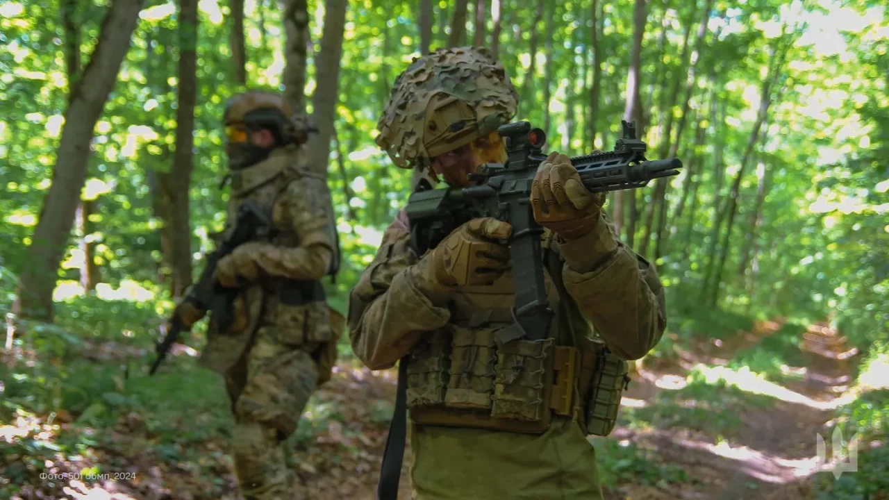 El renombrado 501º batallón de Marines se une a la invasión ucraniana de Rusia