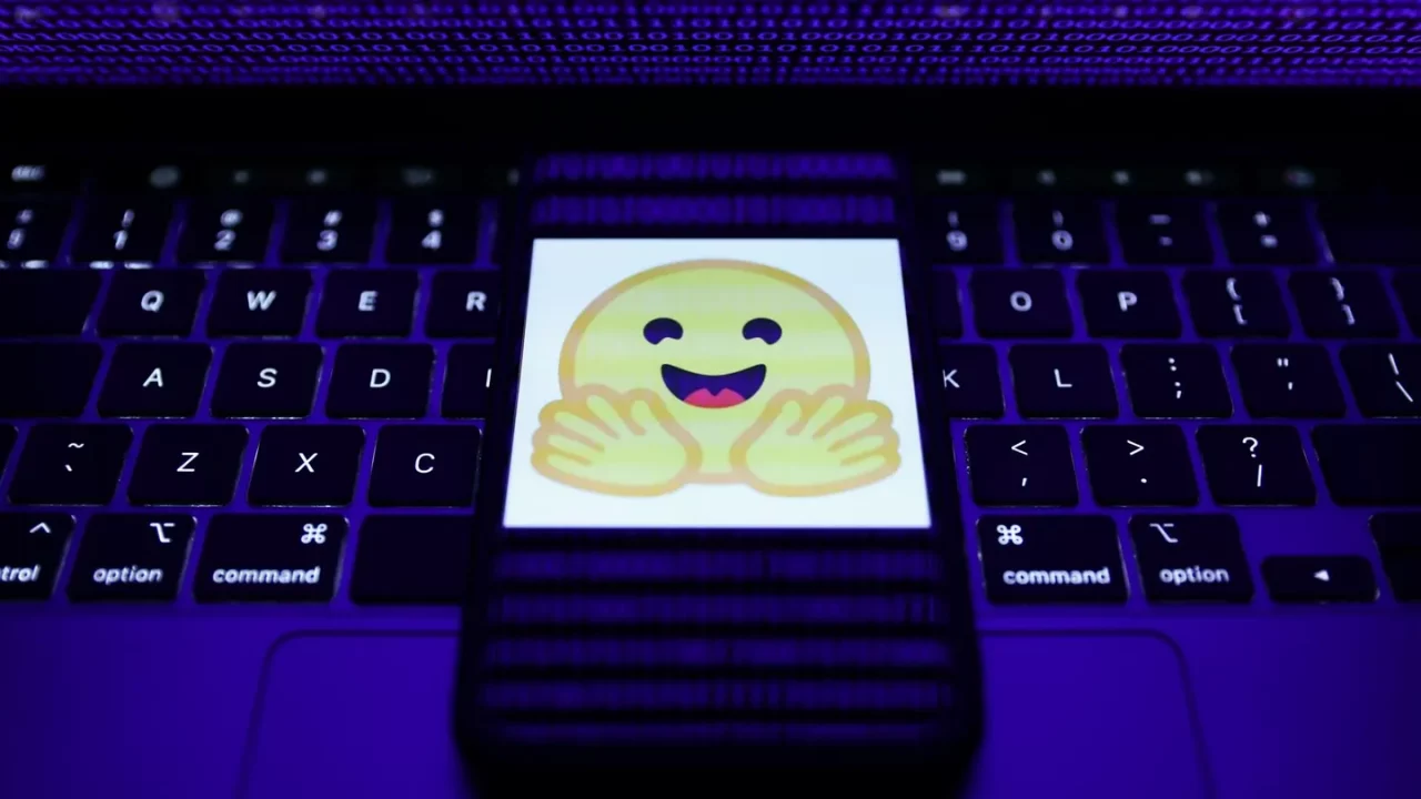 El unicornio de IA Hugging Face adquiere una startup para albergar cientos de millones de modelos de datos