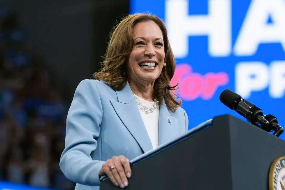 Los memes de Kamala Harris ayudaron a lanzar su campaña con fuerza ¿Podrá continuar con la estrategia?