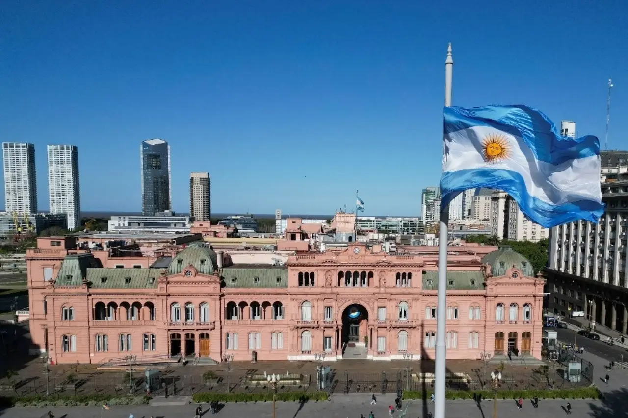 Argentina suma intenciones de inversión por 50,000 mdd por nuevo régimen