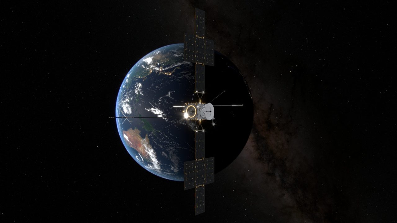 Nave Juice termina con éxito el primer sobrevuelo Luna-Tierra en una maniobra impecable