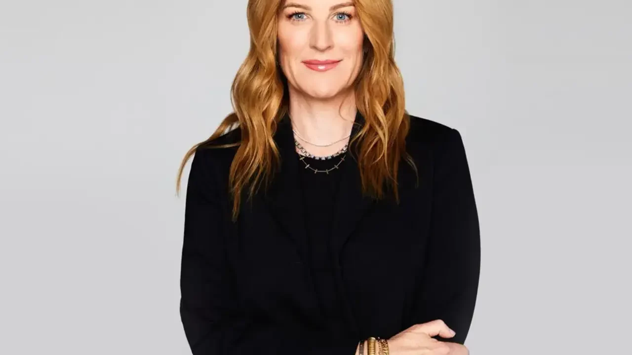 Victoria’s Secret ficha a Hillary Super, CEO de la marca de lencería de Rihanna