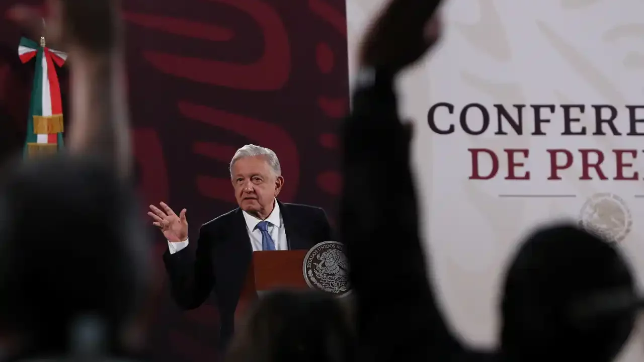 Poco más de la mitad de comercios respaldan reforma judicial de AMLO: encuesta