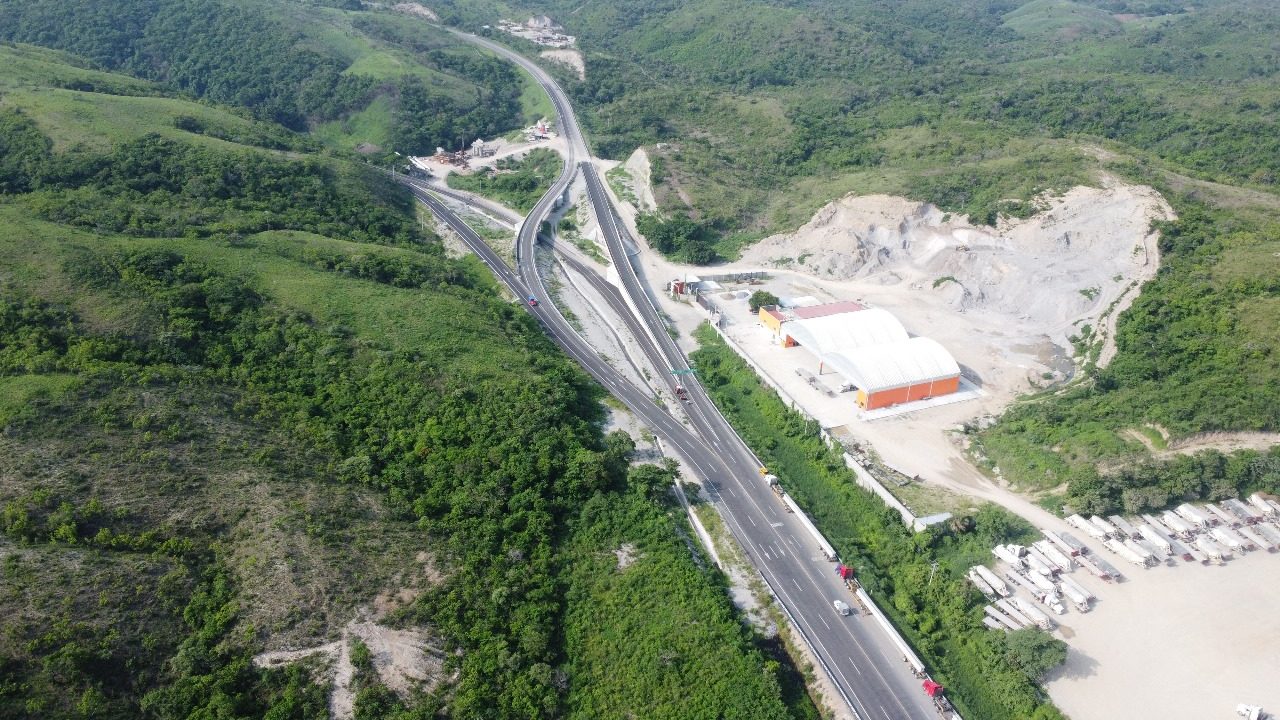 AMLO y Sheinbaum presentan último tramo de carretera Minatitlán–Hidalgotitlán