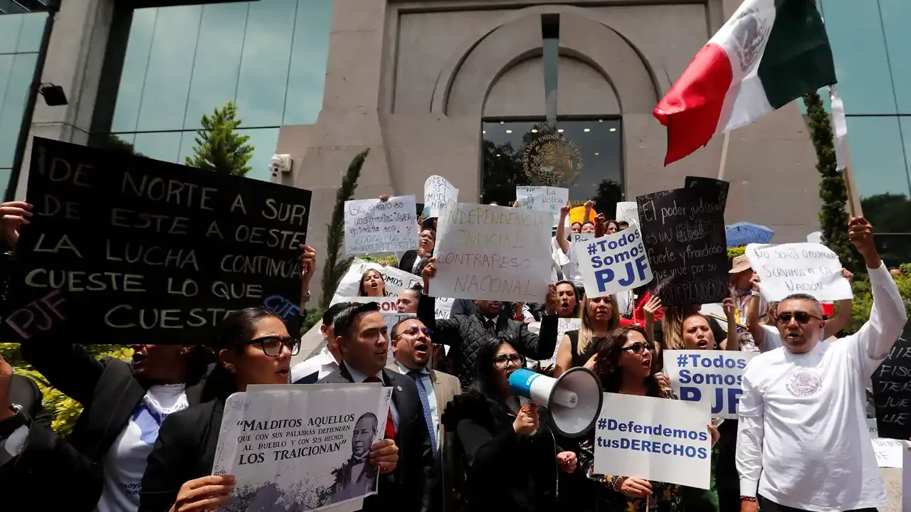 Los jueces: las urnas y la persuación