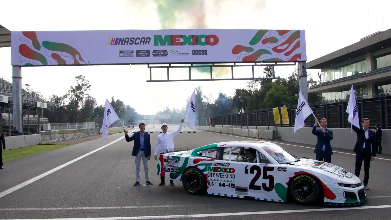 NASCAR Cup anuncia su llegada a México en 2025