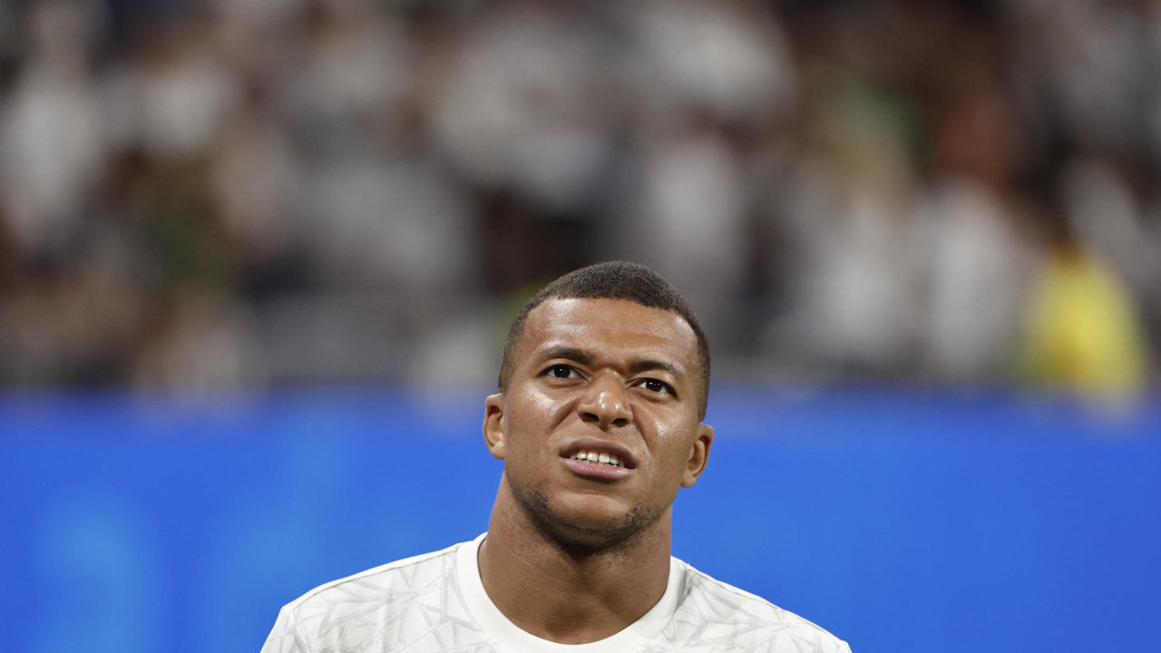 Mbappé tensa el pulso con el PSG al rechazar la propuesta de mediación de la Liga francesa