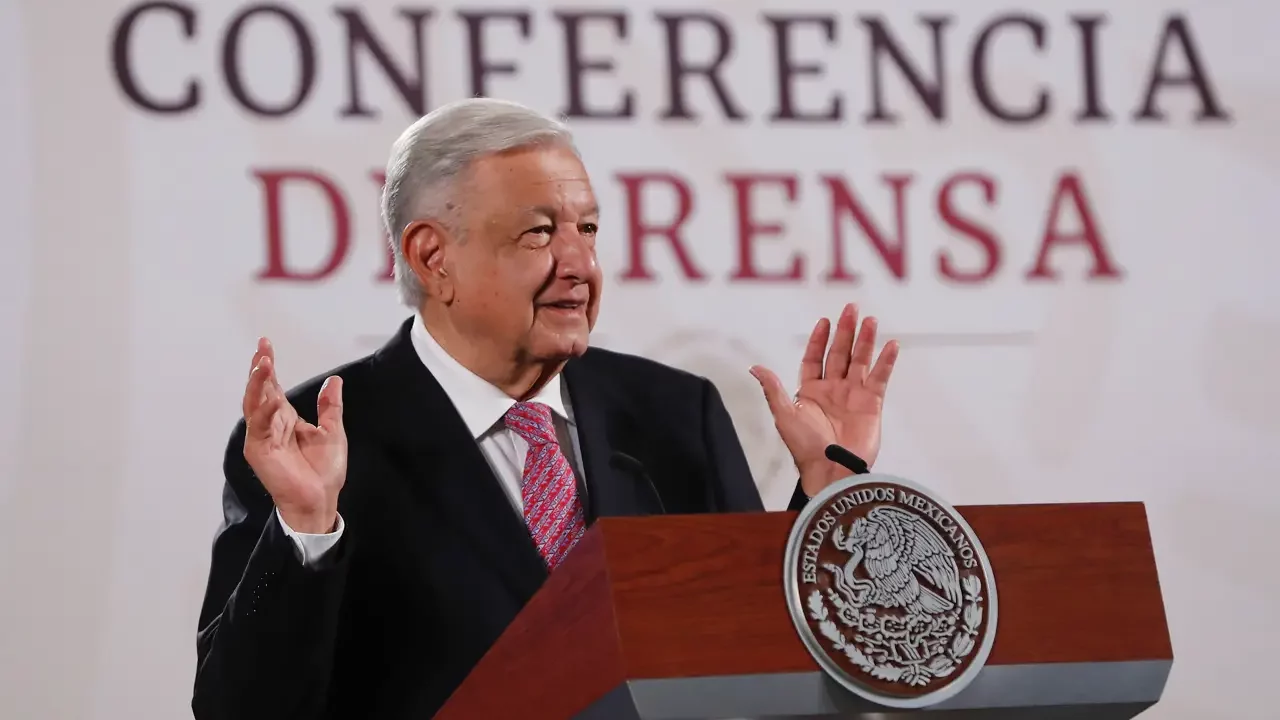AMLO asegura que Trump y Harris ‘trataron con respeto’ a México en su debate