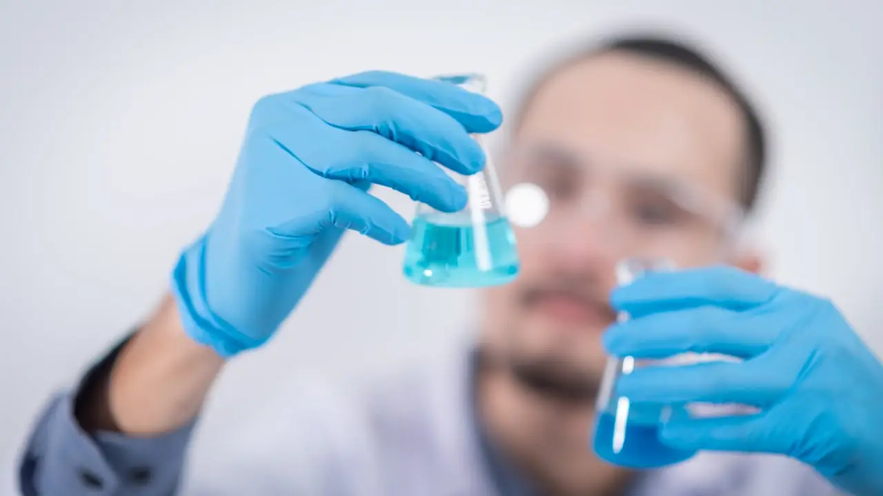 Eli Lilly advierte que productos falsos en México para adelgazar pueden dañar la salud
