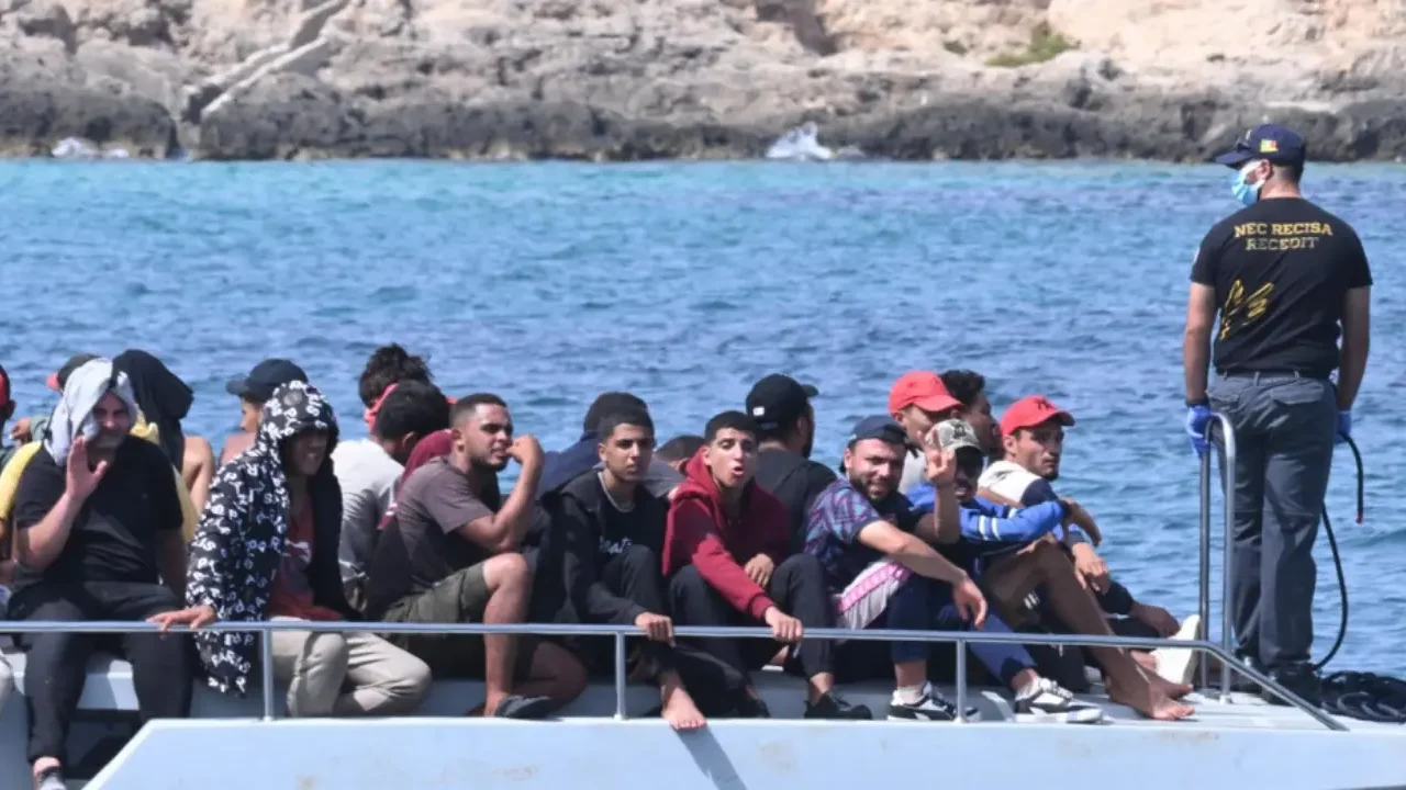 Un total de 21 migrantes desaparecieron tras naufragio en costa italiana del Mediterráneo