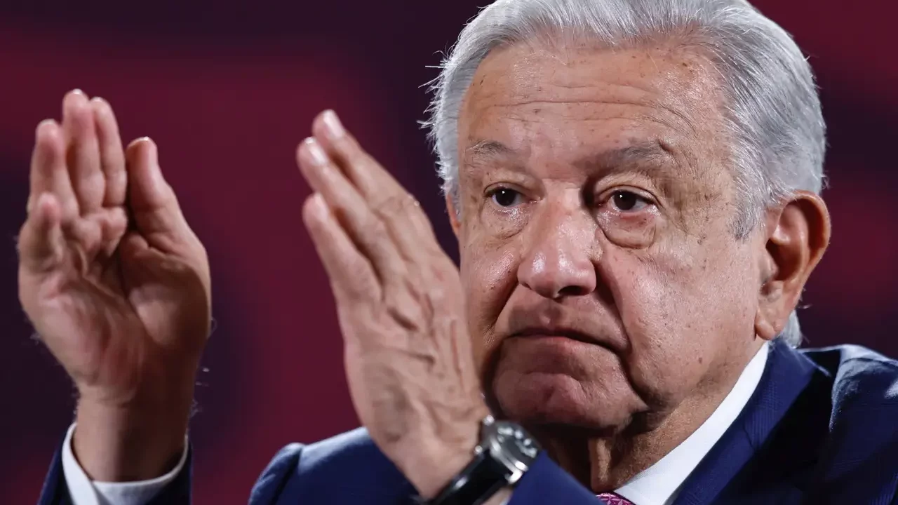 ‘Sería una aberración que ministros frenen discusión de la reforma judicial’: AMLO