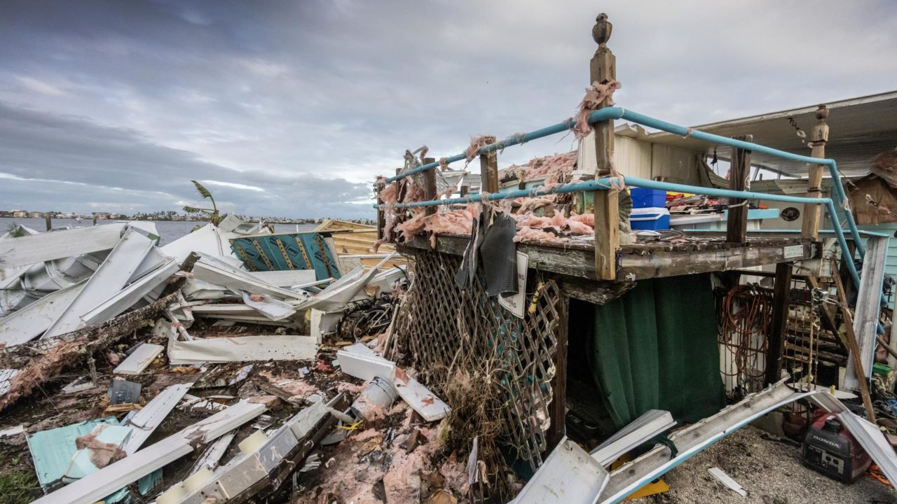 Piden a prestamistas en Florida facilitar servicios tras impacto de huracán Milton