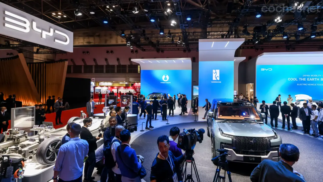 En el Salón del Automóvil de Pekín, los fabricantes chinos apuntan a las marcas premium europeas