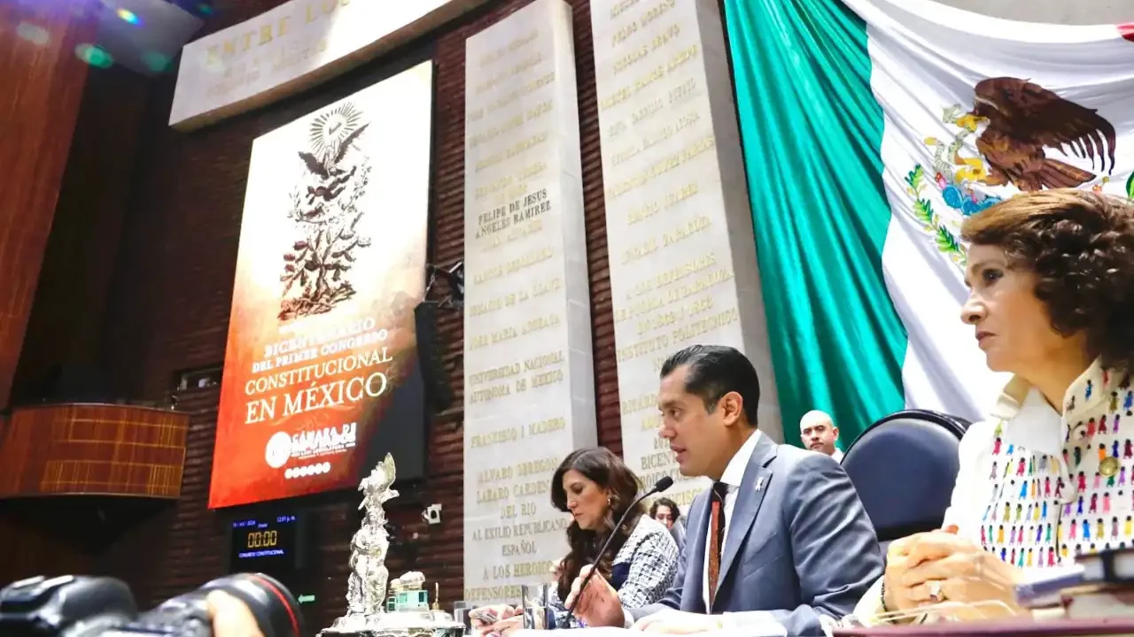 Diputados aprueban la ‘supremacía constitucional’; reforma va a congresos locales