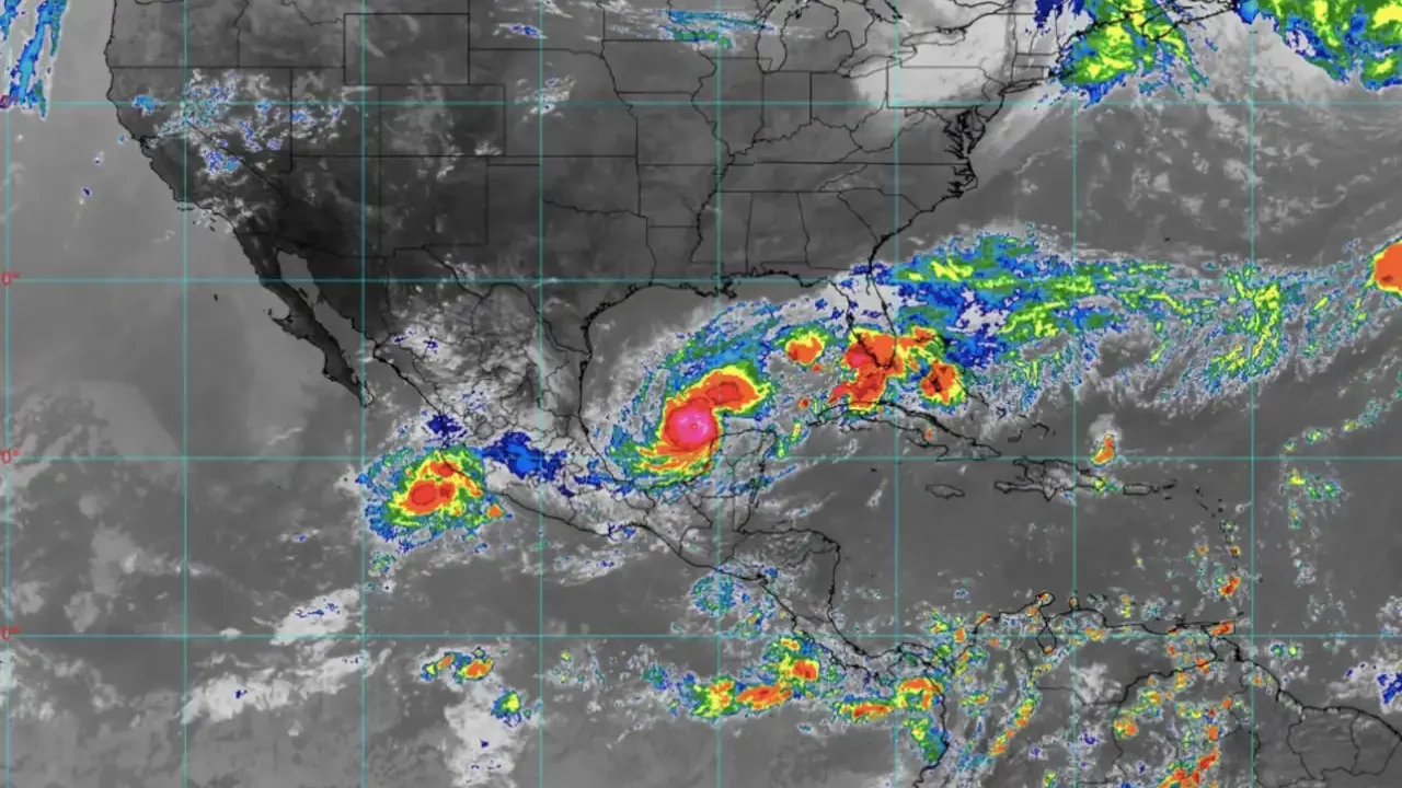 Activan en México planes de emergencia ante cercanía de Huracán Milton categoría 5