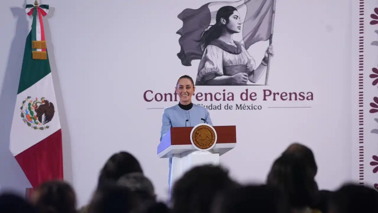 Gobierno de Sheinbaum usará a militares en la reparación de 44,600 kilómetros de carreteras