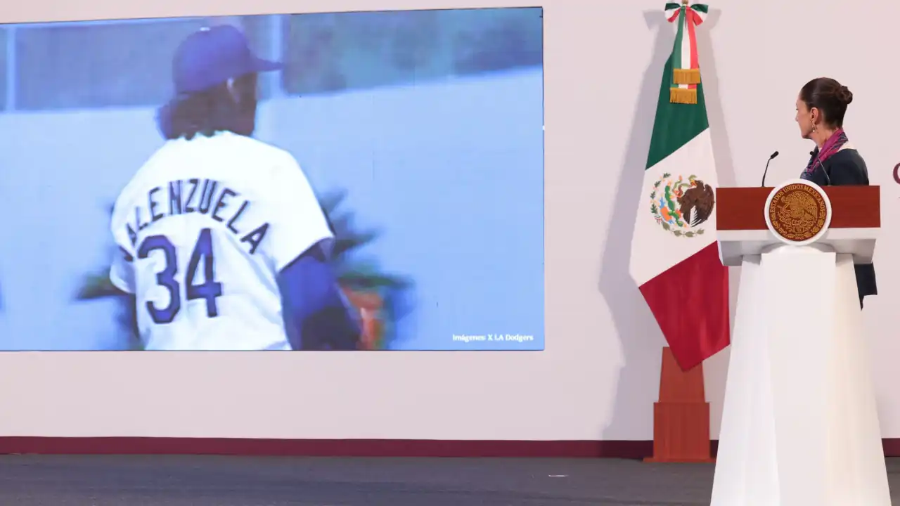 Sheinbaum lamenta la muerte de Fernando Valenzuela y dice que todos los mexicanos están tristes