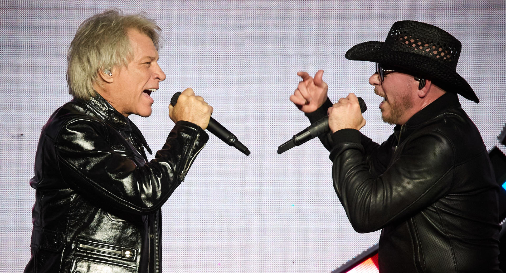 Bon Jovi y Pitbull se unen en el sencillo ‘Now Or Never’, una reversión bailable de ‘It’s My Life’