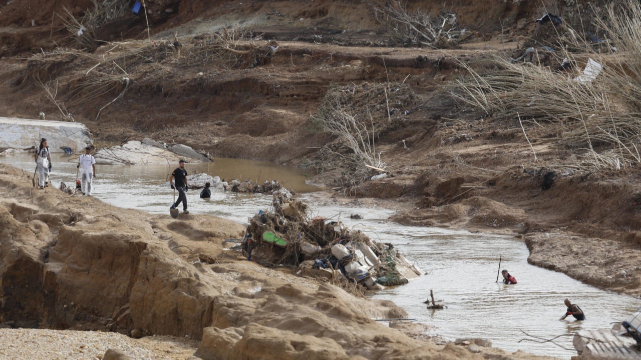 Presidente de Valencia admite ‘fallos’ en la gestión de inundaciones y mantiene críticas a gobierno de Sánchez