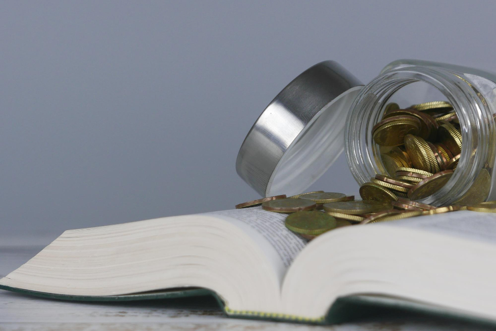 ¿Las asociaciones religiosas pagan impuestos como el ISR o el IVA?