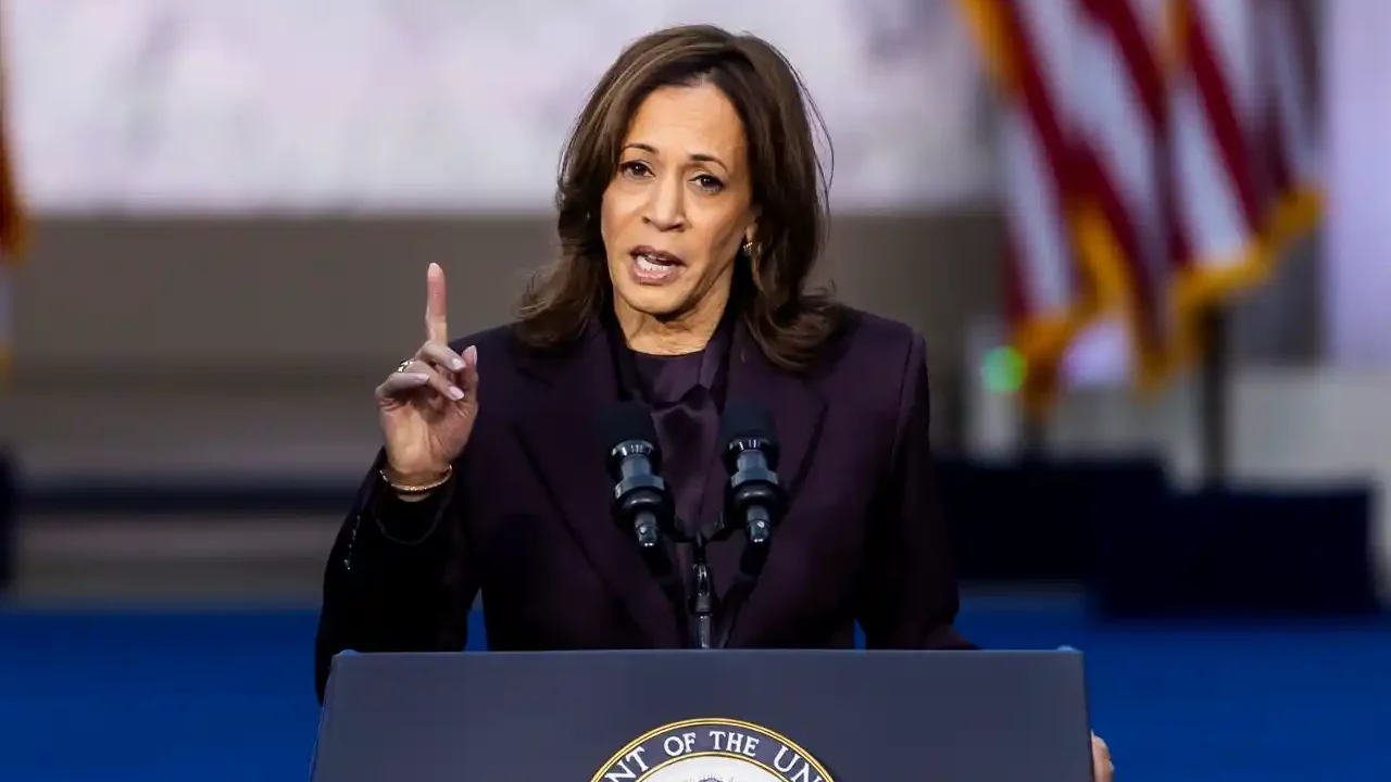 Kamala Harris dice que no desea regresar a la política porque el sistema está ‘roto’