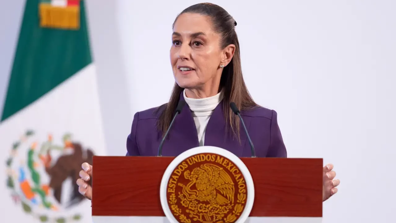 Sheinbaum presentará el viernes su primer presupuesto con menos déficit y más ingresos