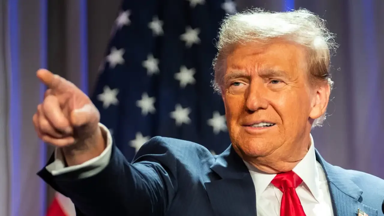 Trump lanza una ‘criptomoneda meme’ que logra una valoración de miles de millones
