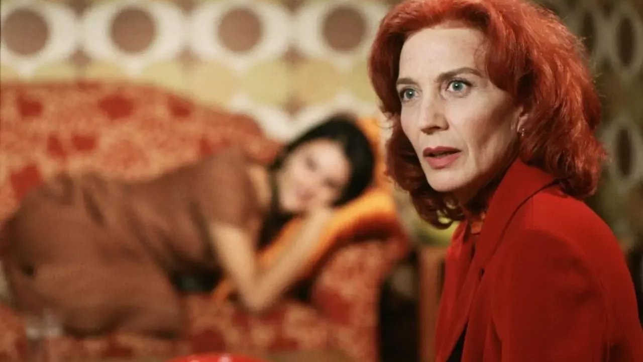 De ‘Todo sobre mi madre’ a ‘La vida es bella’: las seis décadas de actuación de Marisa Paredes